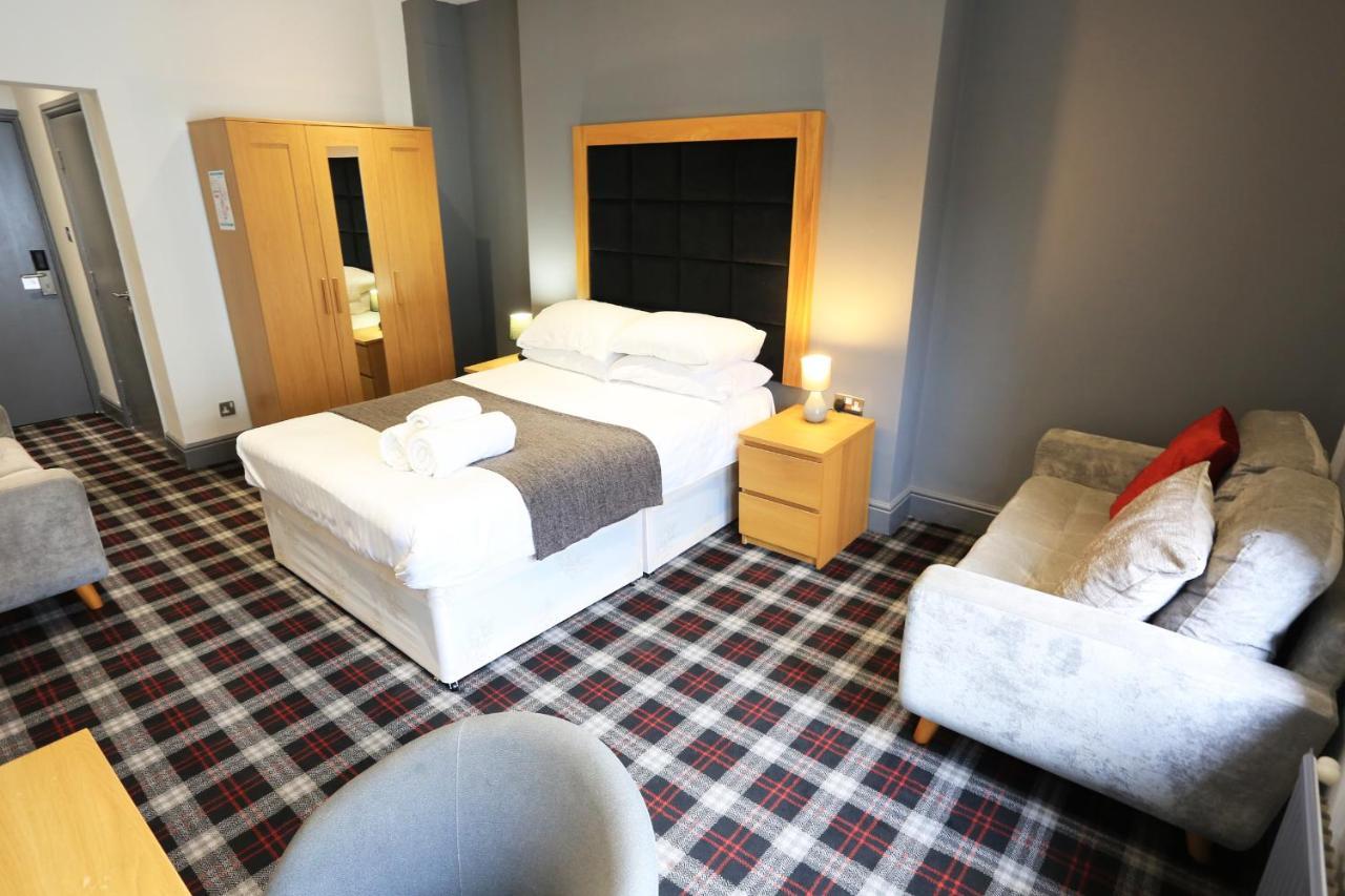 Hotel Huddersfield Exterior foto