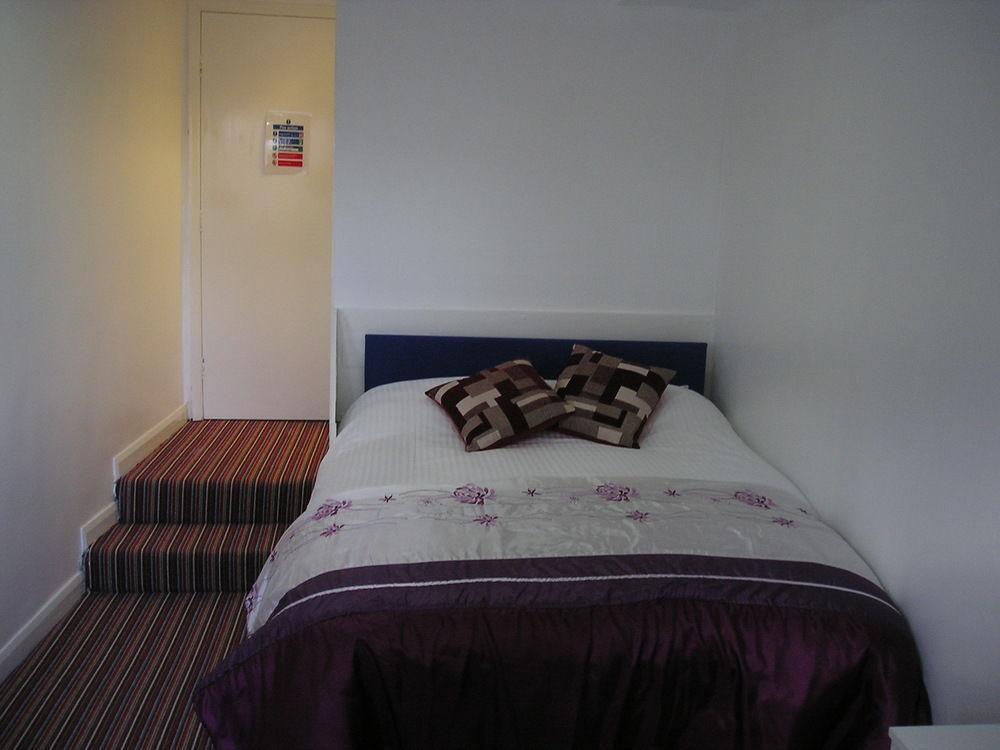 Hotel Huddersfield Exterior foto