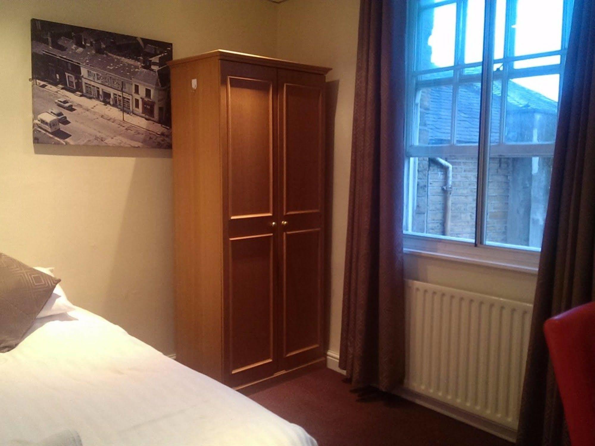 Hotel Huddersfield Exterior foto